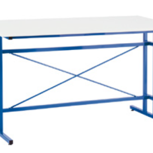 Table scolaire de travail mélaminé norme NF fabrication française Table scolaire de travail en mélaminé, idéale pour salle de classe, laboratoire, salle de travaux pratiques et espace de travail en groupe. Plateau mélaminé coloris blanc, hêtre ou seringa, facile à nettoyer et très résistant à un usage intensif en milieu scolaire et collectivité. Piètement métallique époxy robuste, assurant stabilité et longévité. Plusieurs dimensions disponibles (L x P x H) : 1550&nbsp;x&nbsp;750&nbsp;x&nbsp;850&nbsp;mm, 1550&nbsp;x&nbsp;750&nbsp;x&nbsp;1000&nbsp;mm, 1200&nbsp;x&nbsp;800&nbsp;x&nbsp;850&nbsp;mm, 1200&nbsp;x&nbsp;800&nbsp;x&nbsp;1000&nbsp;mm, 2000&nbsp;x&nbsp;1000&nbsp;x&nbsp;850&nbsp;mm, 2000&nbsp;x&nbsp;1000&nbsp;x&nbsp;1000&nbsp;mm pour s’adapter à toutes les configurations de classe ou de salle pédagogique. Table scolaire livrée démontée pour un transport facilité, fabrication française, conforme à la norme NF, parfaite comme mobilier scolaire professionnel, table de laboratoire, table de réunion ou table de collectivité.